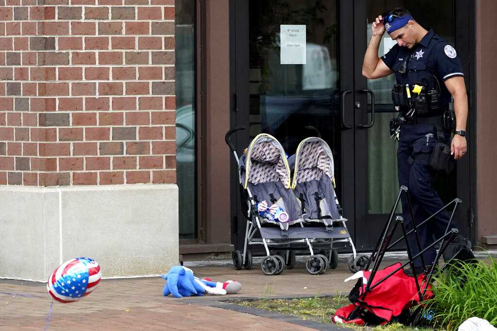 Witnesses Describe Highland Park, Illinois Parade Shooting