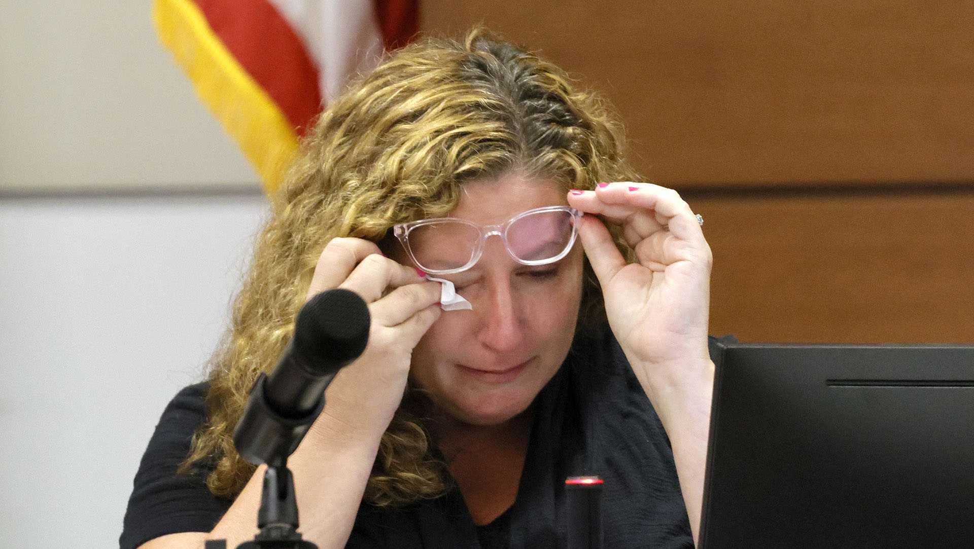 Teachers weep recalling students killed in Parkland shooting - Vimarsana News