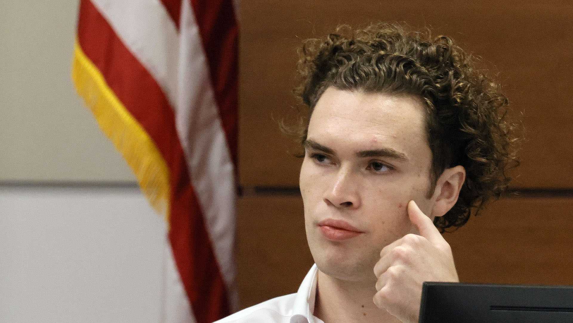 Parkland school shooter acted casually after fleeing - Vimarsana News