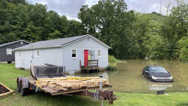 Appalachia residents begin cleanup after deadly floods - Vimarsana News