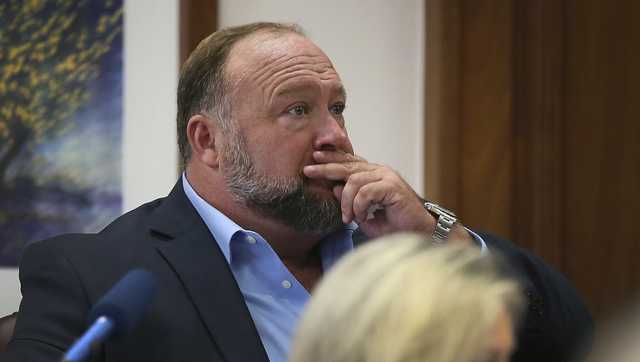 Family reacts after judge orders Alex Jones to pay Sandy Hook parents more than $4M - Vimarsana News