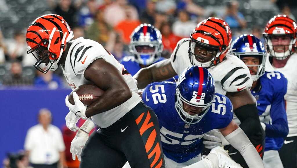 New York Giants running back Jashaun Corbin (25) after a preseason