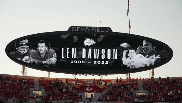 PHOTOS: Remembering Pro Football Hall of Famer Len Dawson