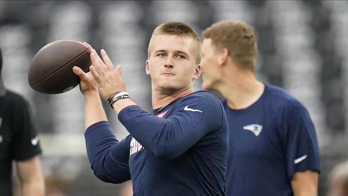 Bailey Zappe, Patriots quarterback and the pride of Victoria