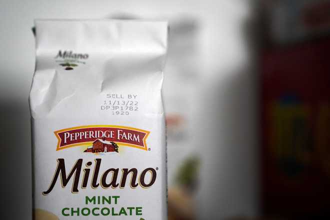 A&#x20;&quot;SELL&#x20;BY&quot;&#x20;date&#x20;is&#x20;seen&#x20;on&#x20;a&#x20;package&#x20;of&#x20;Milano&#x20;cookies,&#x20;Sunday,&#x20;Aug.&#x20;21,&#x20;2022,&#x20;in&#x20;Chicago.&#x20;As&#x20;awareness&#x20;grows&#x20;around&#x20;the&#x20;world&#x20;about&#x20;the&#x20;problem&#x20;of&#x20;food&#x20;waste,&#x20;one&#x20;culprit&#x20;in&#x20;particular&#x20;is&#x20;drawing&#x20;scrutiny&#x3A;&#x20;&#x201C;best&#x20;before&#x201D;&#x20;labels.&#x20;Manufacturers&#x20;have&#x20;used&#x20;the&#x20;labels&#x20;for&#x20;decades&#x20;to&#x20;estimate&#x20;peak&#x20;freshness.&#x20;Unlike&#x20;&#x201C;use&#x20;by&#x201D;&#x20;labels,&#x20;which&#x20;are&#x20;found&#x20;on&#x20;perishable&#x20;foods&#x20;like&#x20;meat&#x20;and&#x20;dairy,&#x20;&#x201C;best&#x20;before&#x201D;&#x20;labels&#x20;have&#x20;nothing&#x20;to&#x20;do&#x20;with&#x20;safety&#x20;and&#x20;may&#x20;encourage&#x20;consumers&#x20;to&#x20;throw&#x20;away&#x20;food&#x20;that&#x2019;s&#x20;perfectly&#x20;fine&#x20;to&#x20;eat.