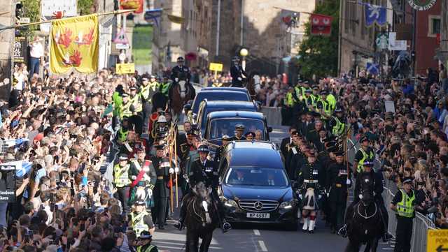 Queen Elizabeth hailed in Scotland as 'constant in all our lives' - Vimarsana News