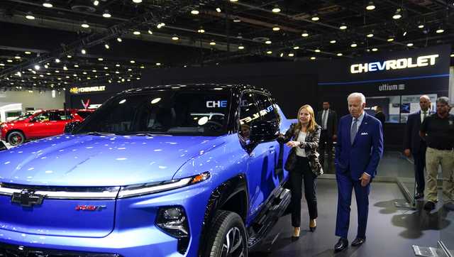 Biden to tout electric vehicles at Detroit auto show - Vimarsana News