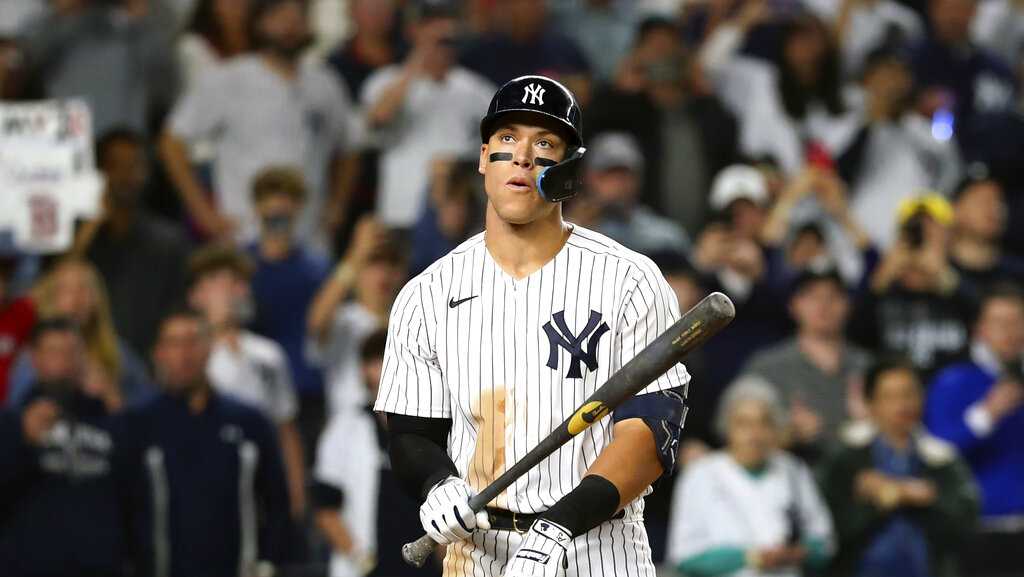 Aaron Judge: Yankees' slugger becomes tallest center fielder