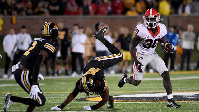 No. 1 Georgia rallies to beat Missouri 26-22 - Vimarsana News