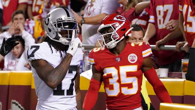 Report: Raiders wideout won't be punished by league after push at Arrowhead - Vimarsana News