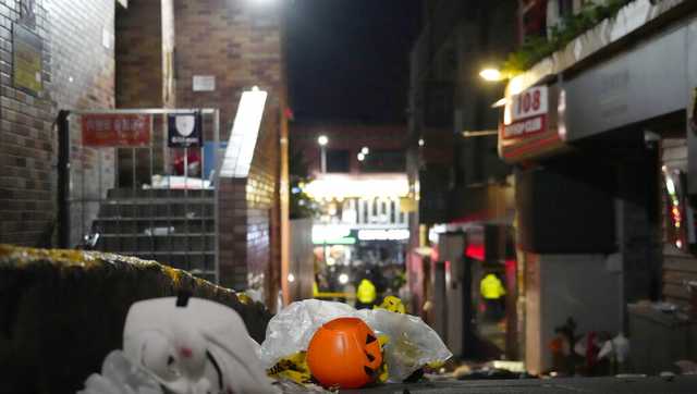 Witnesses say 'it was like a hell' inside South Korea Halloween crowd surge - Vimarsana News