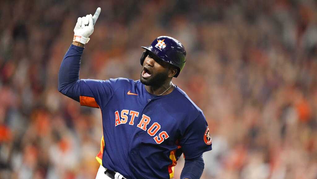 Houston Astros defeat Philadelphia Phillies and are crowned as