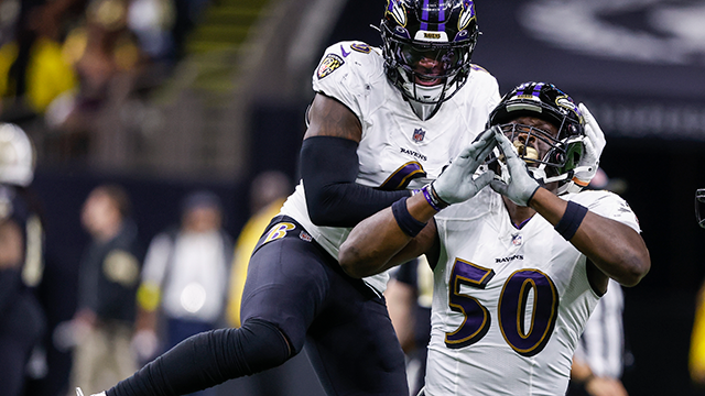 baltimore ravens linebackers patrick queen, left, and justin houston celebrate after a sack in the second half of an nfl football game against the new orleans saints in new orleans, monday, nov. 7, 2022.