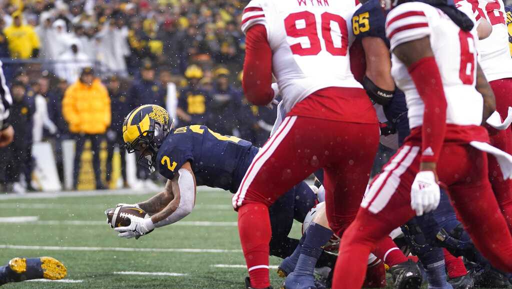 Nebraska football dominated by Michigan in 'The Big House'