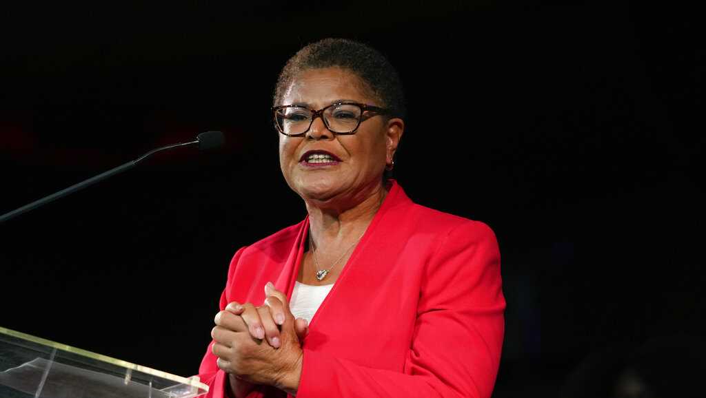 Los Angeles Elects Karen Bass As Mayor First Black Woman In Post