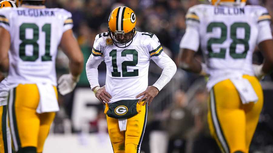 Green Bay Packers; Aaron Rodgers reacts during an NFL football game, Sunday, Nov. 27, 2022, in Philadelphia. (AP Photo/Matt Slocum)
