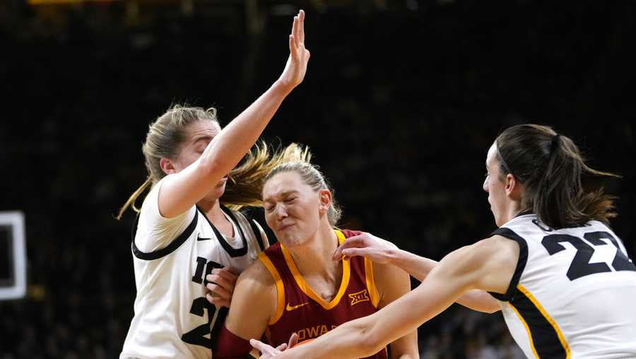 Iowa, Iowa State move in latest women's AP Poll