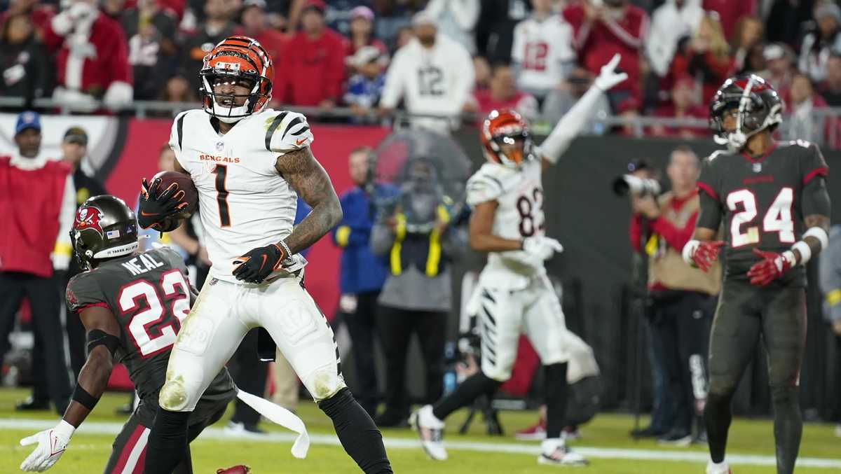 Burrow throws for 4 TDs, Bengals rally past Buccaneers 34-23