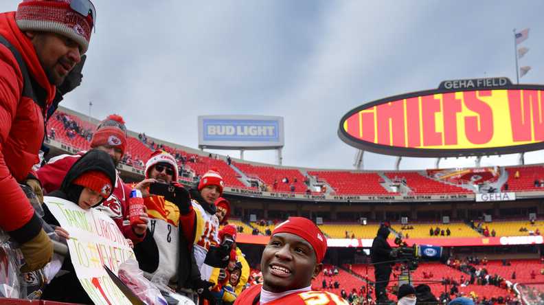 Cincinnati mayor looking forward to game at 'Burrowhead' Stadium