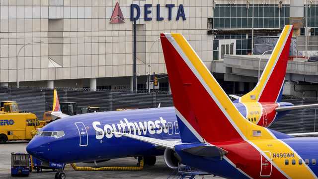 Omaha flight cancellations, delays: How to check your flight status - Vimarsana News