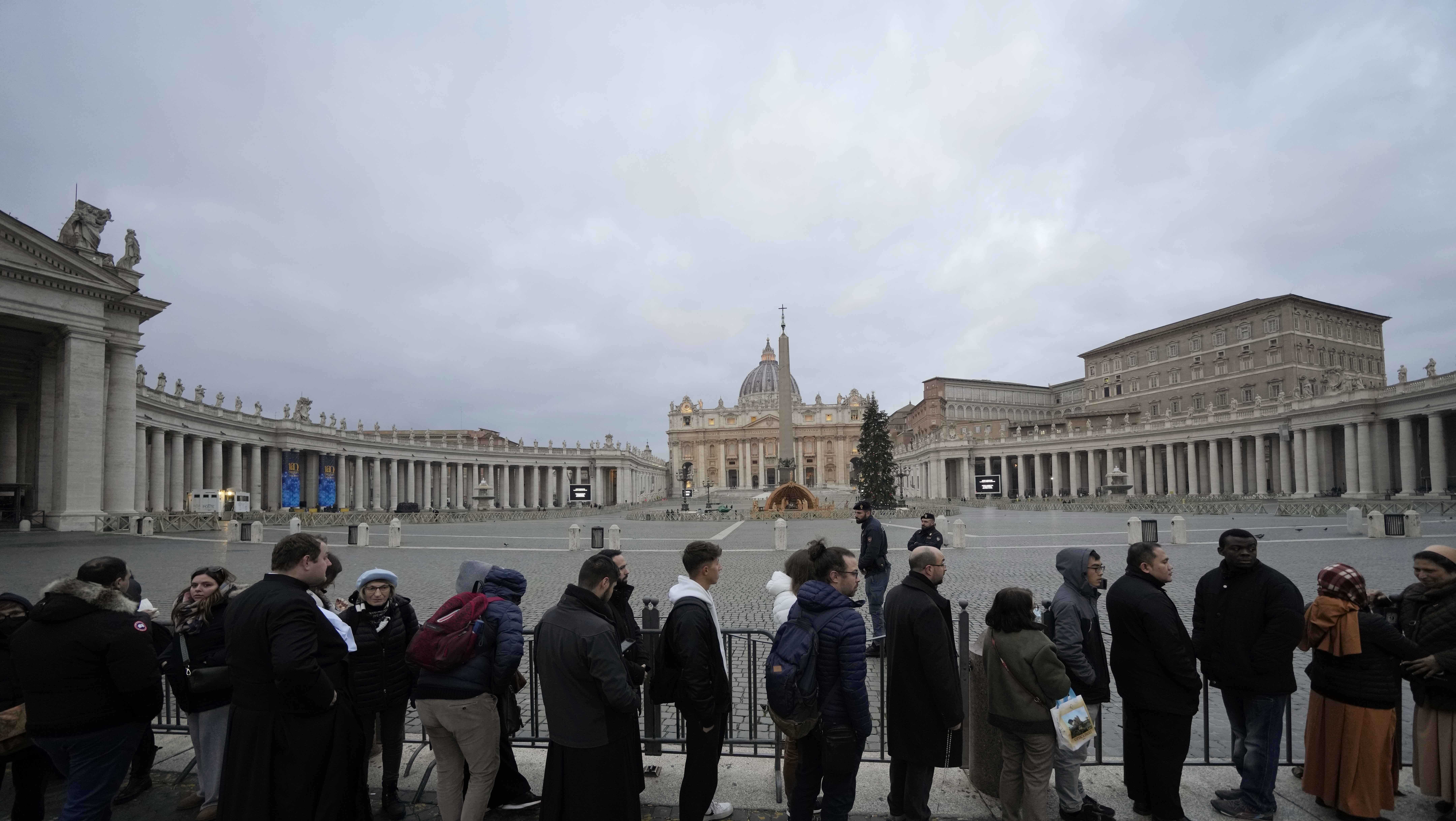Pope Emeritus Benedict XVI body lying in state at Vatican - Vimarsana News