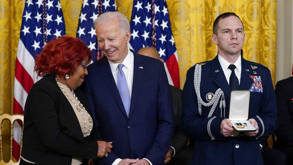 Transcript: Obama's remarks on Medal of Honor recipient Kyle White