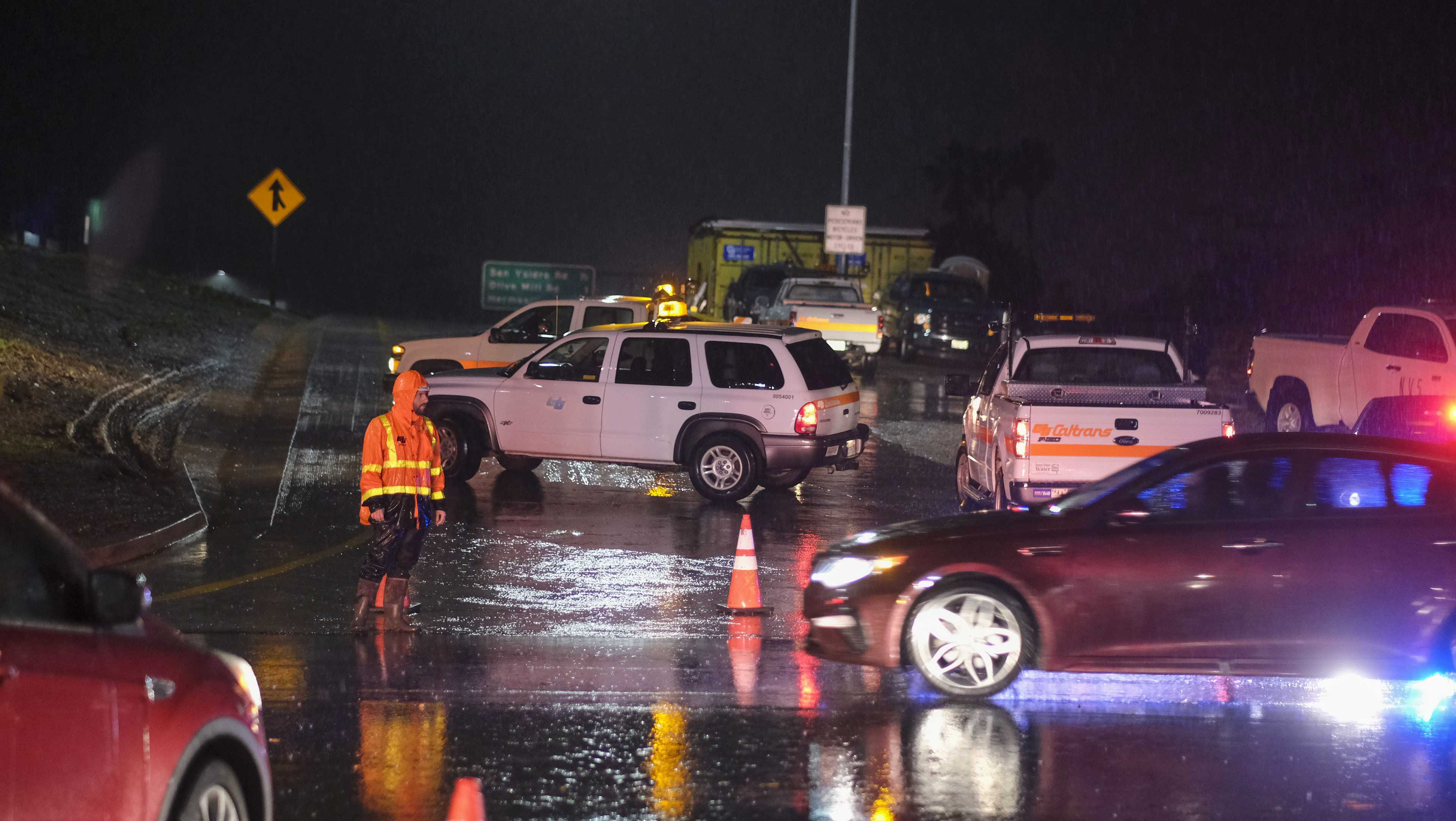 California storms persist with deluges, mudslide threats - Vimarsana News