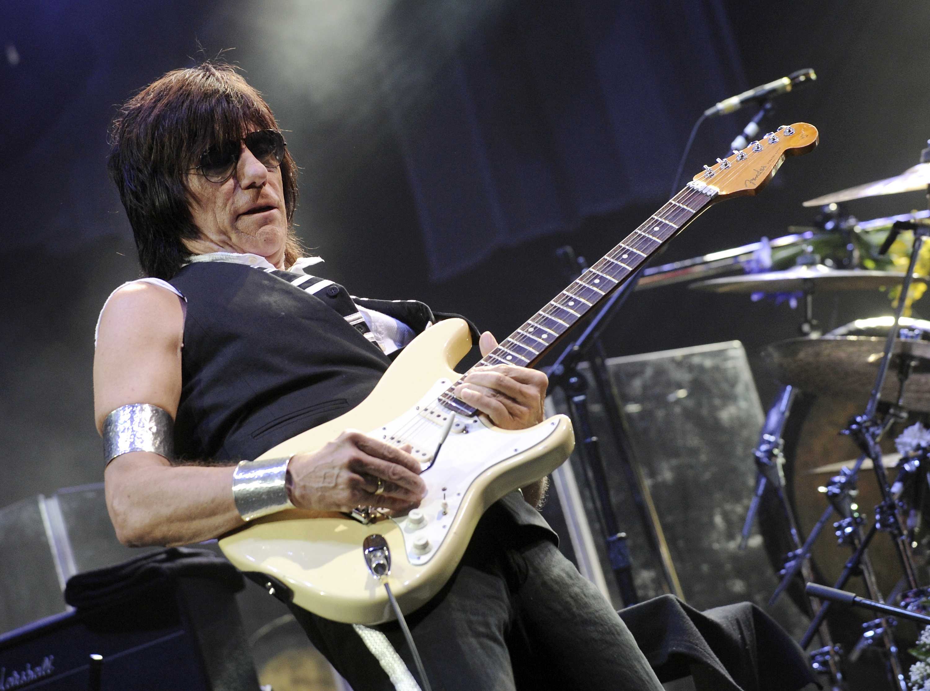 Jeff Beck, Guitar Virtuoso Who Influenced Generations, Dies At 78