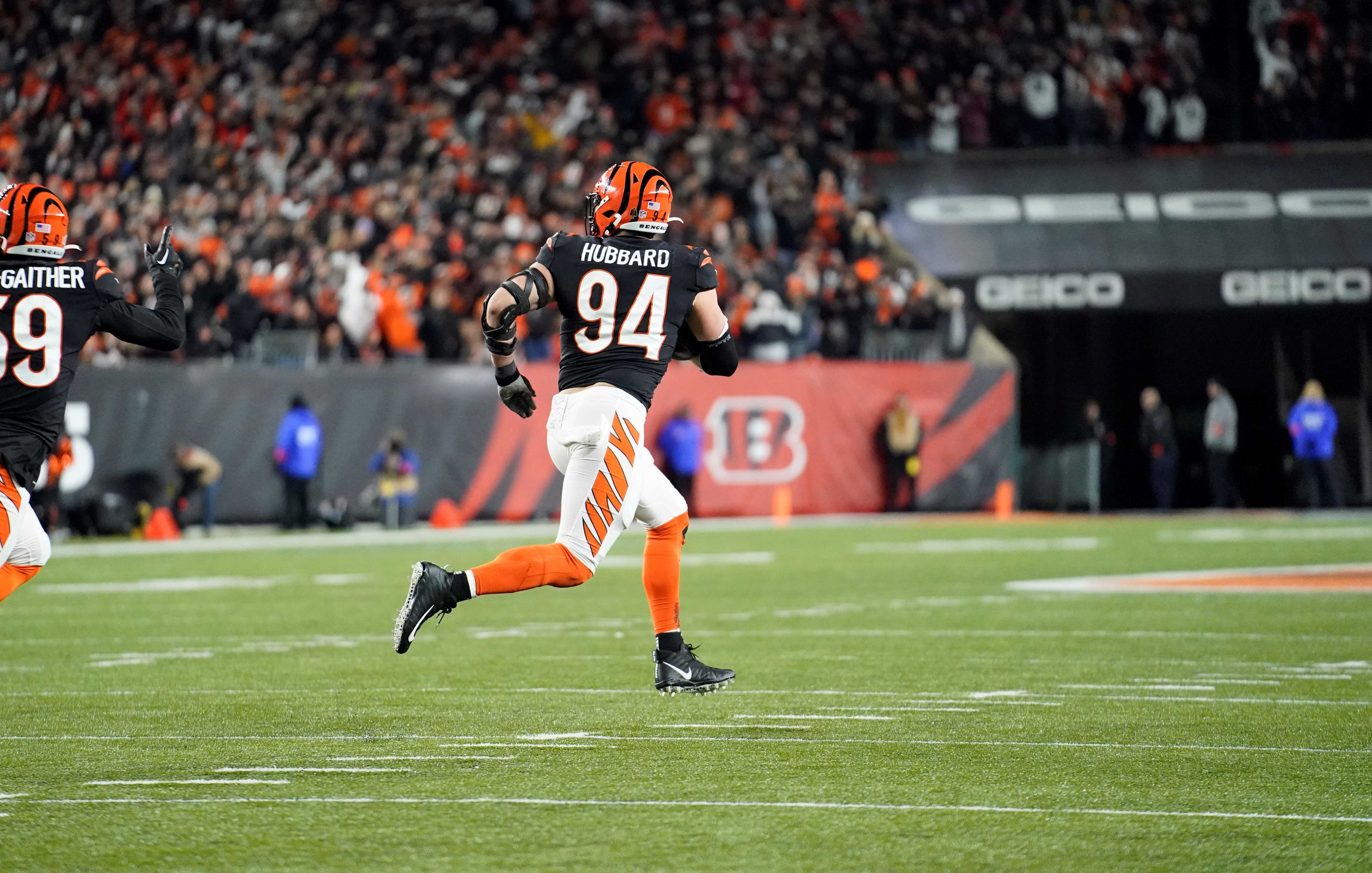 LOOK: Bengals Sam Hubbard’s Historic 98-yard Fumble Return