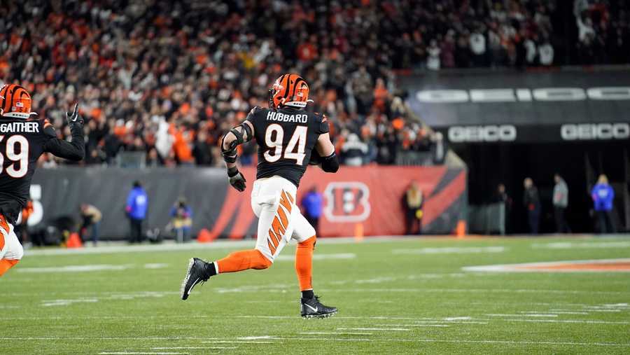 Hubbard's 98-yard fumble return lifts Bengals over Ravens - Hawaii  Tribune-Herald