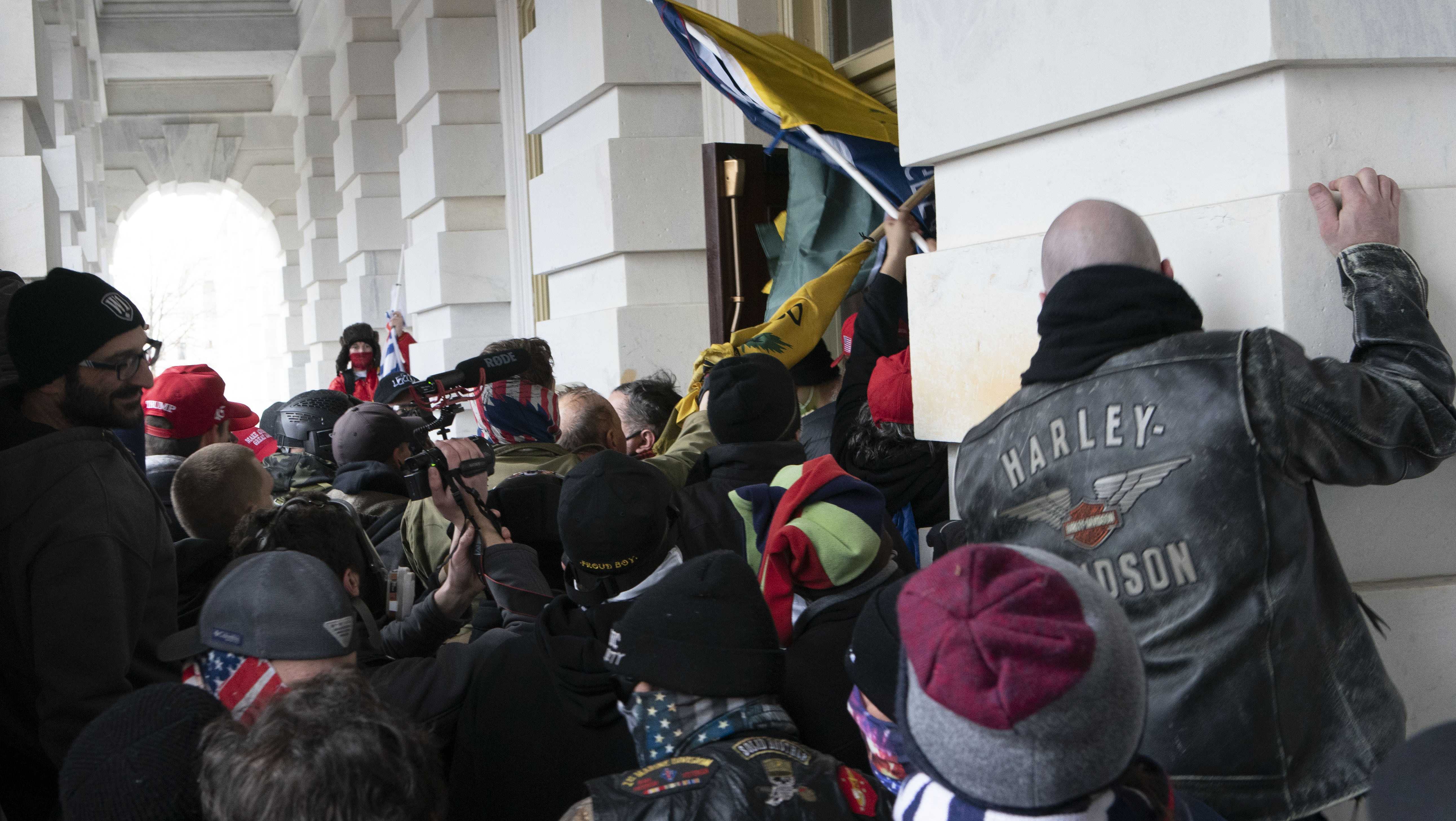 3 active-duty Marines charged in Jan. 6 Capitol riot - Vimarsana News