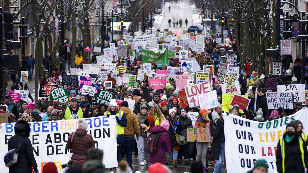 Women's marches draw thousands on 50th anniversary of Roe - WVTM