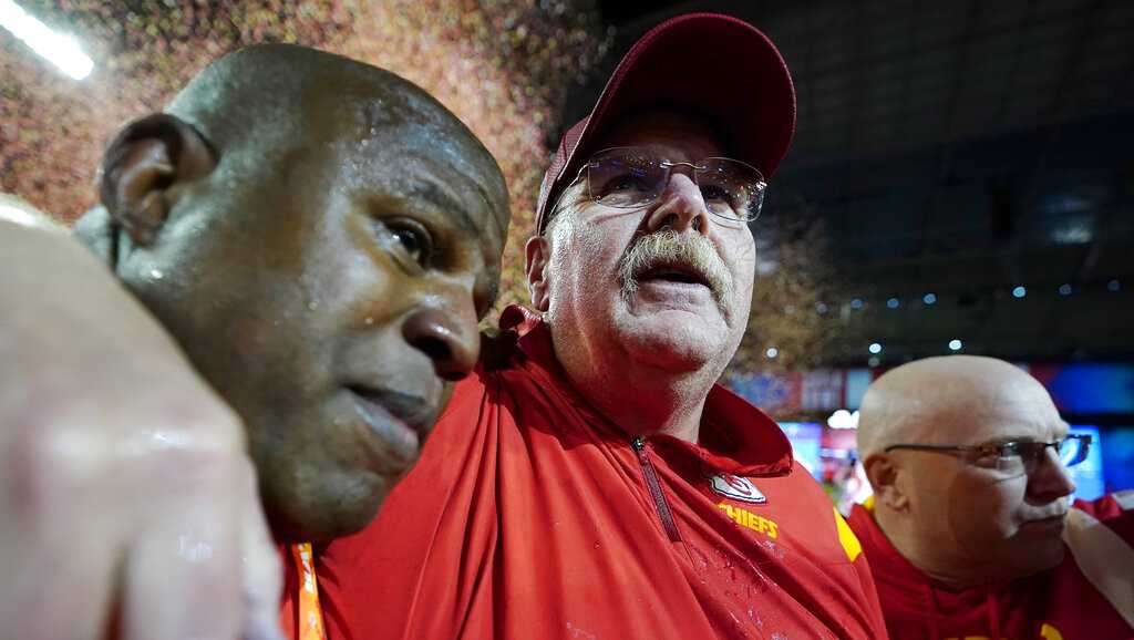 Chiefs' Patrick Mahomes backs Eric Bieniemy's coaching style