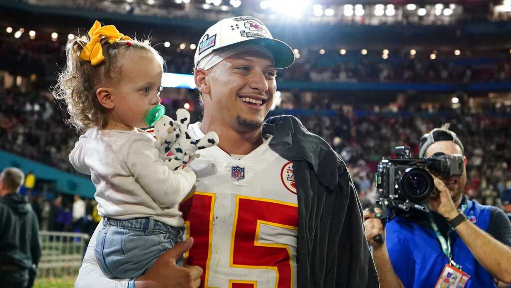 Patrick Mahomes reacts to winning his 2nd Super Bowl MVP 🏆