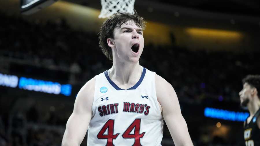 March Madness St. Mary's Alex Ducas (44) reacts after scoring in the second half of a first-round college basketball game against Virginia Commonwealth in the NCAA Tournament, Friday, March 17, 2023, in Albany, N.Y. (AP Photo/John Minchillo)