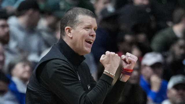 Iowa hometown hero shakes up March Madness - Vimarsana News