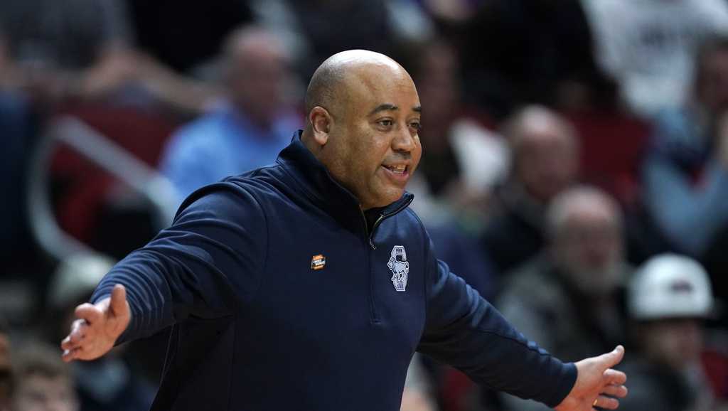 Notre Dame closing deal with PSU's