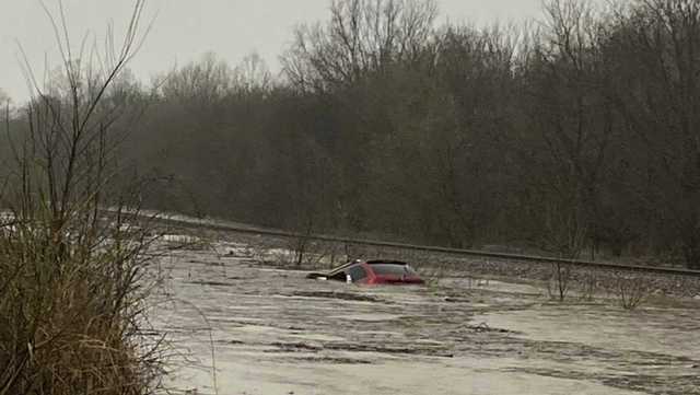 2 dead in Missouri flash flood; tornadoes threaten the South - Vimarsana News