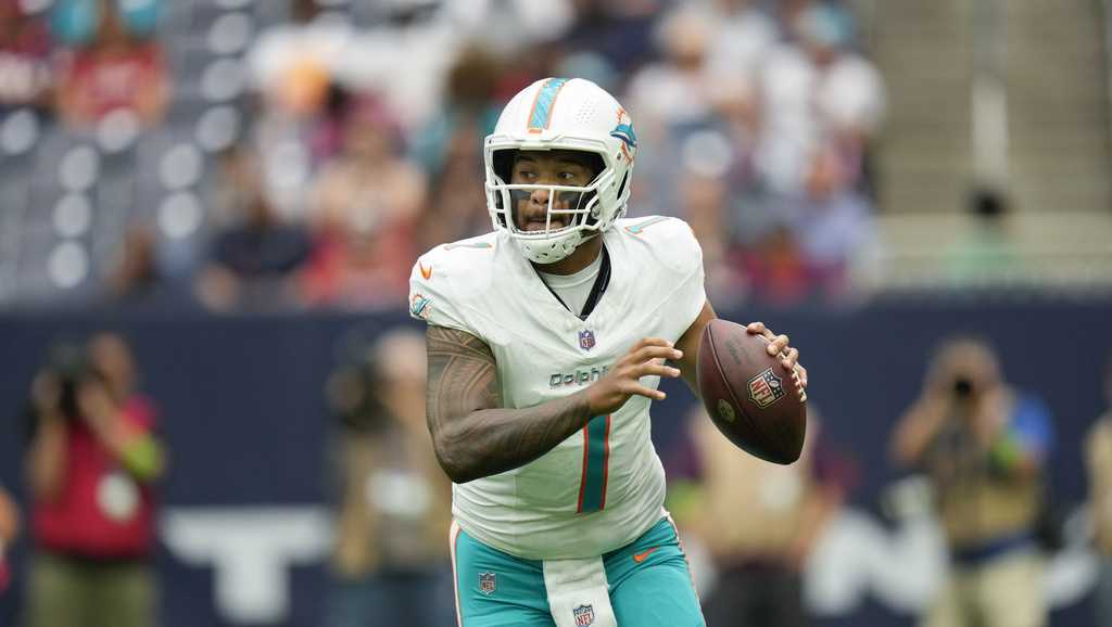 Tagovailoa leads TD drive in preseason debut to help Dolphins over Texans  28-3