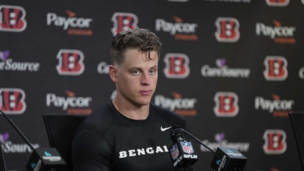 JoeBurrow tweaks calf again as the #Bengals fall to 0-2 again