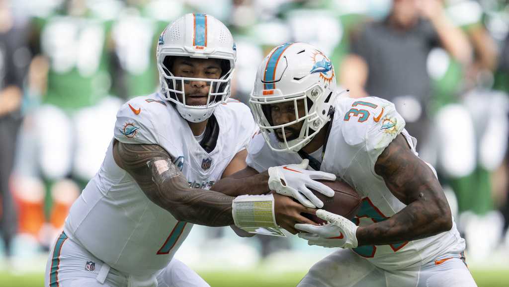 Dolphins' Offense Sharp In Blowout Win Over Jets