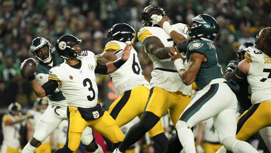 Steelers get playoff spot regardless of loss to Eagles