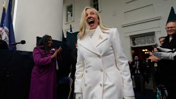 Virginia Gov. Abigail Spanberger arrives for inaugural ceremonies at the Capitol in Richmond Va., Saturday Jan. 17, 2026. (AP Photo/Steve Helber, Pool)