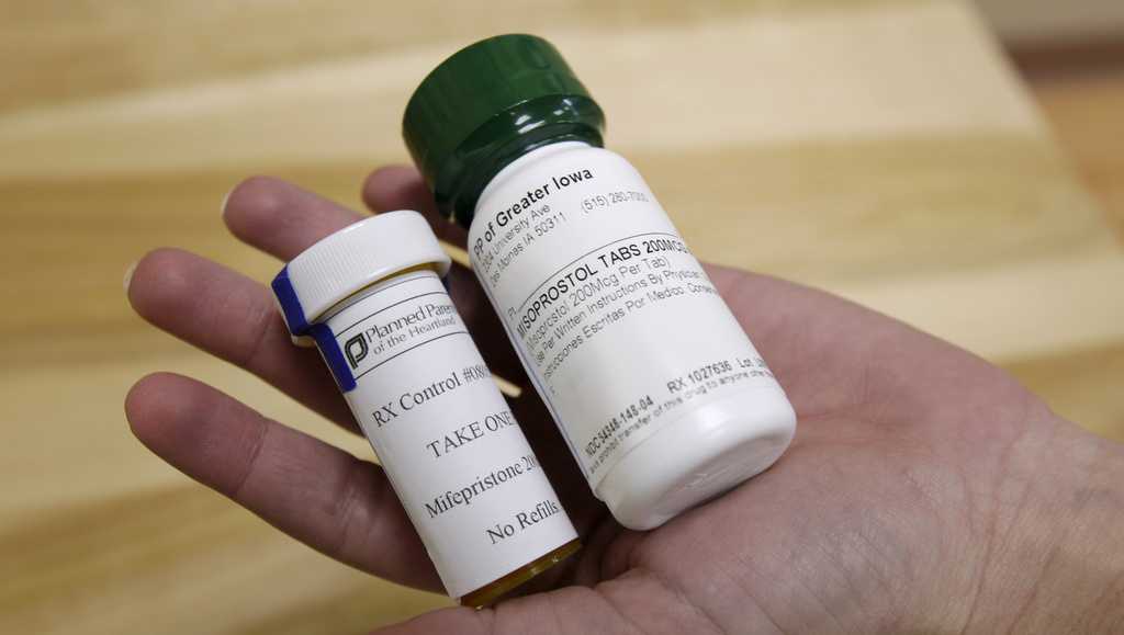 Federal appeals court preserves access to abortion drug