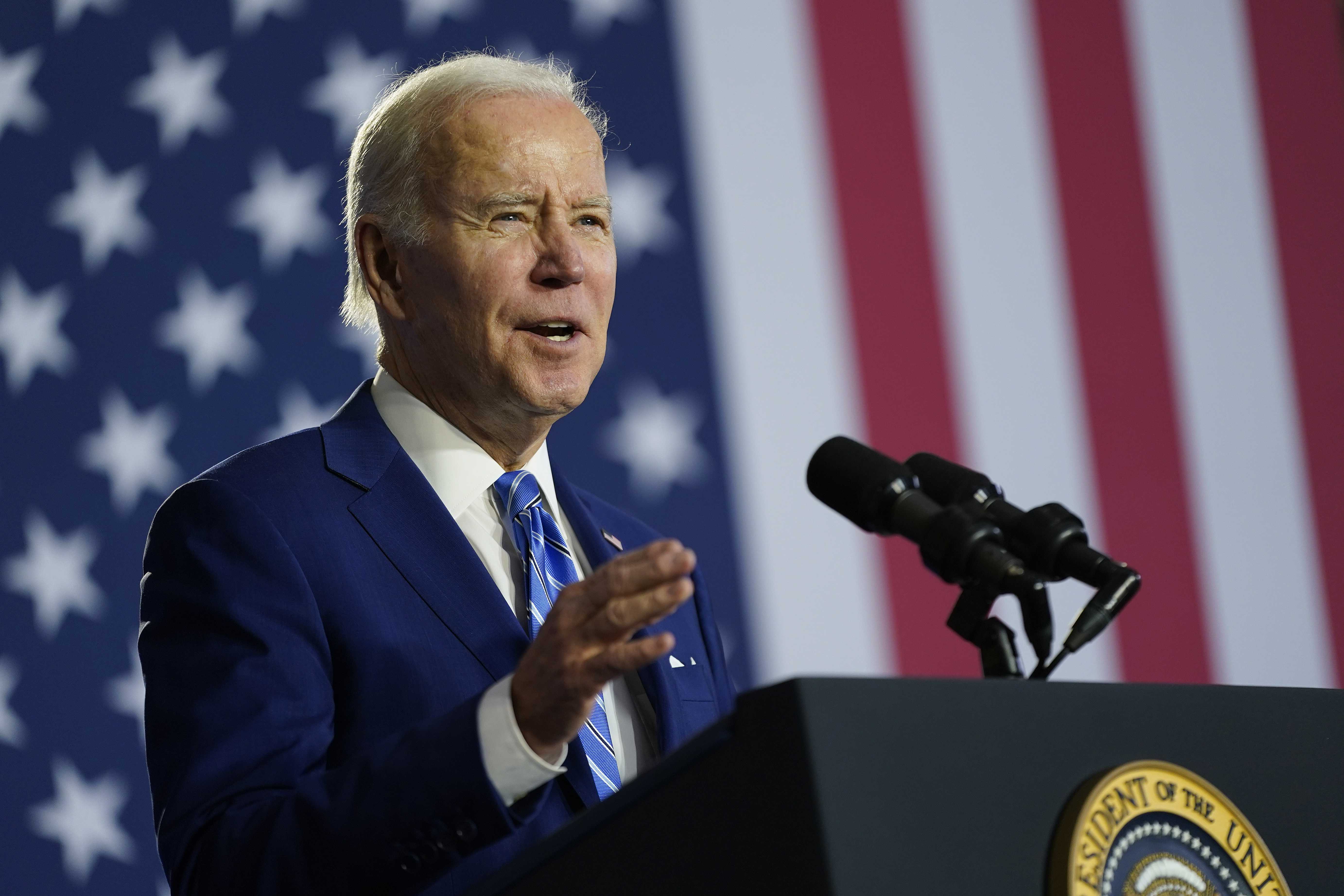 Biden To Expand Some Migrants' Health Care Access, Officials Say