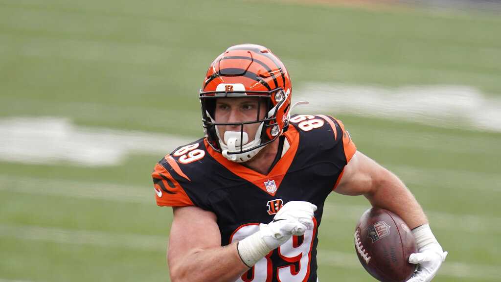 Cincinnati Bengals re-sign Drew Sample