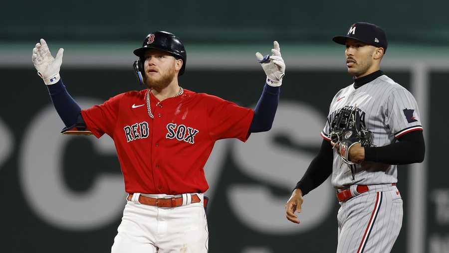 Alex Verdugo hits first Boston Red Sox home run off left-handed