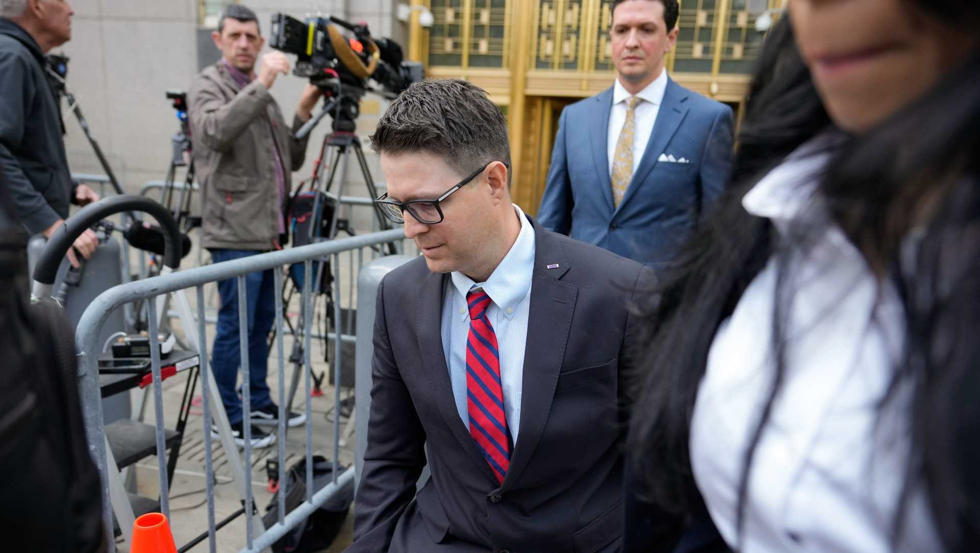 We Build The Wall founder sentenced for stealing from donors - Vimarsana News