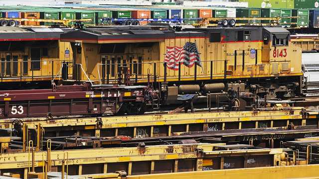 California's Air Resources Board approves 1st-in-nation rule for locomotive engine emissions - Vimarsana News