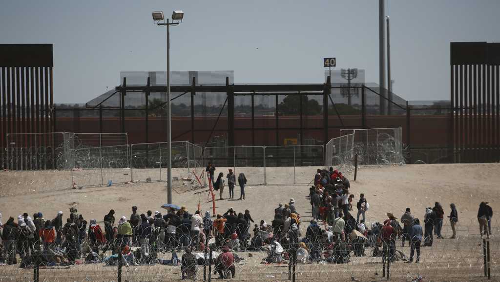 US to limit asylum at Mexico border as COVID-19 restrictions end